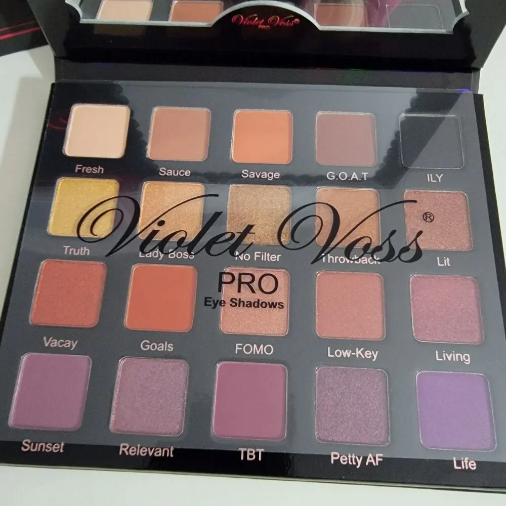 Violet Voss Pro Eyeshadows Hashtag # Palette New in Box